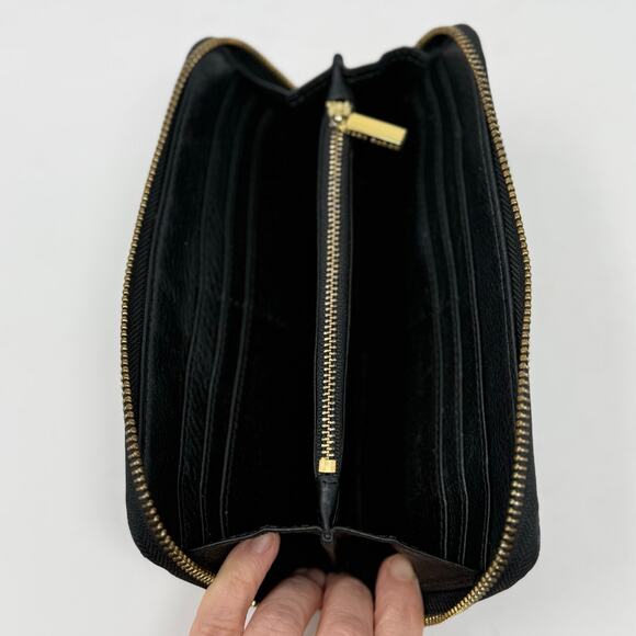 Tory Burch Amanda Zip Continental Wallet Black Pebbled Leather Gold Logo EUC - Picture 8 of 8
